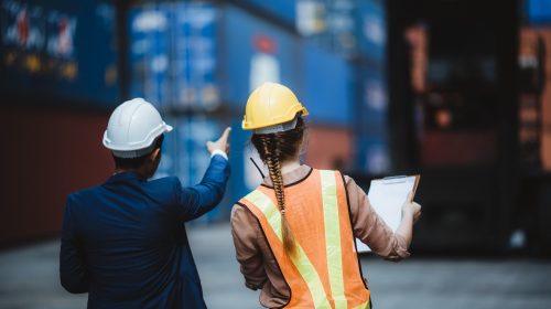 Jak dobra spedycja międzynarodowa usprawnia organizację dostaw?